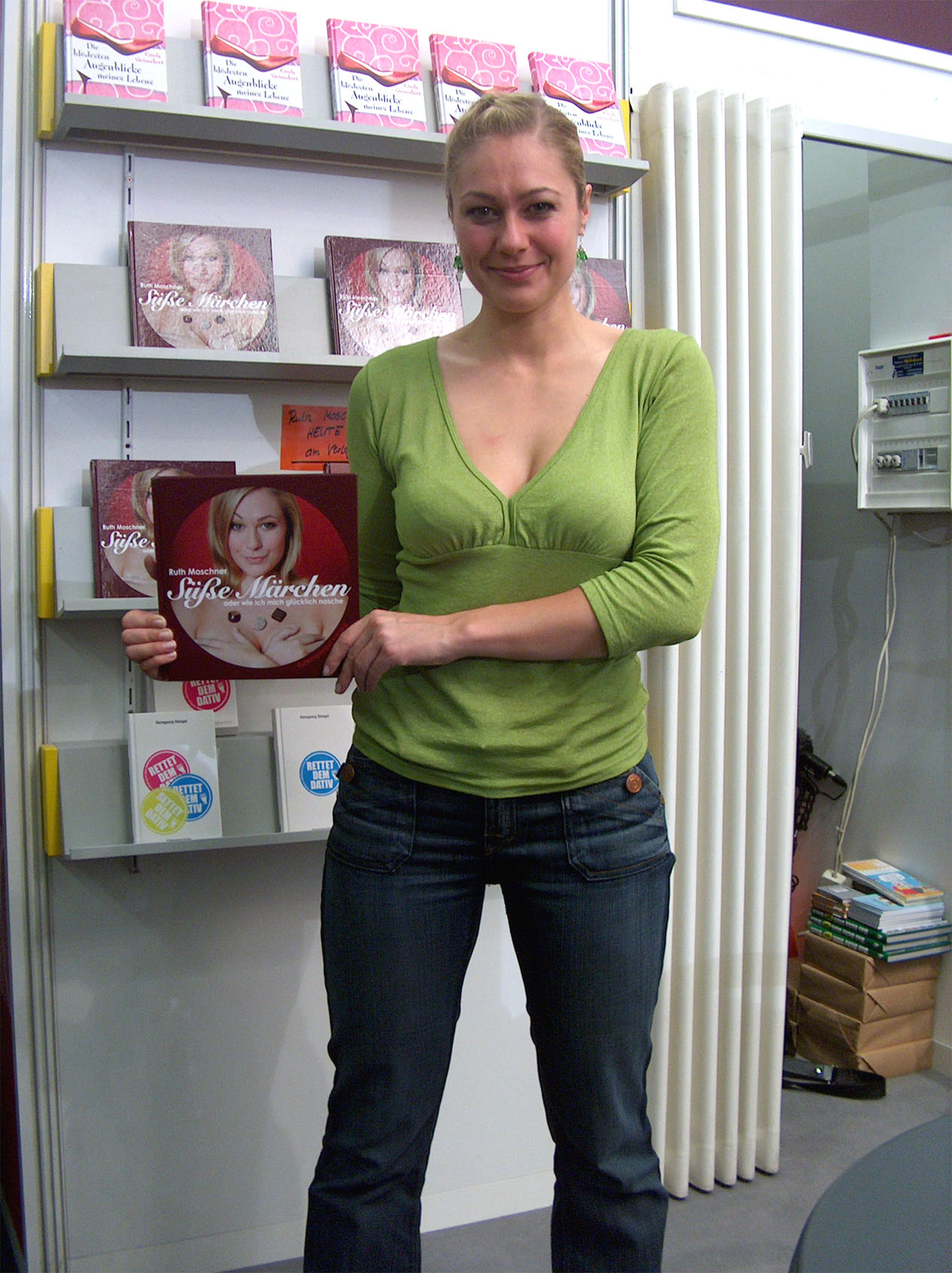 2009/05/wikimedia-ruth-moschner-frankfurter-buchmesse2006