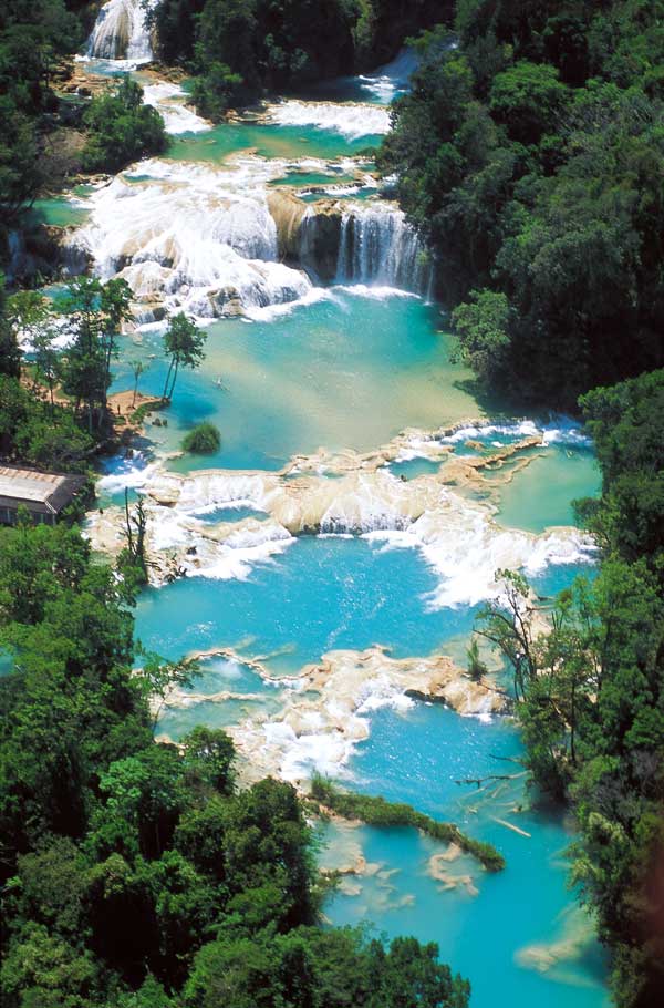 2011/05/chiapas-tumbala-agua-azul-waterfalls-5-photo-by-secretaria-de-turismo-de-chiapas