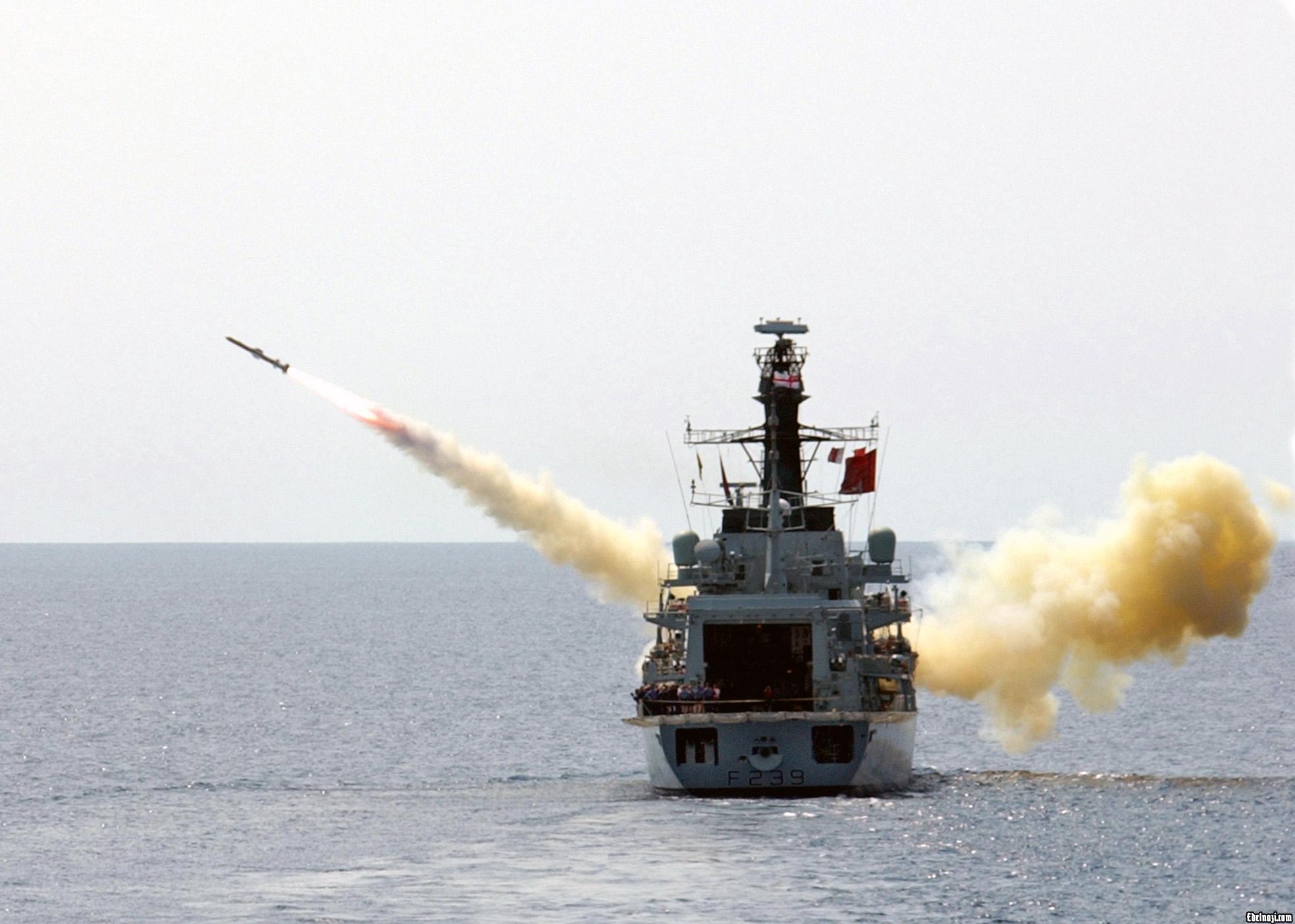 2011/05/valka-hms-richmond-f-239