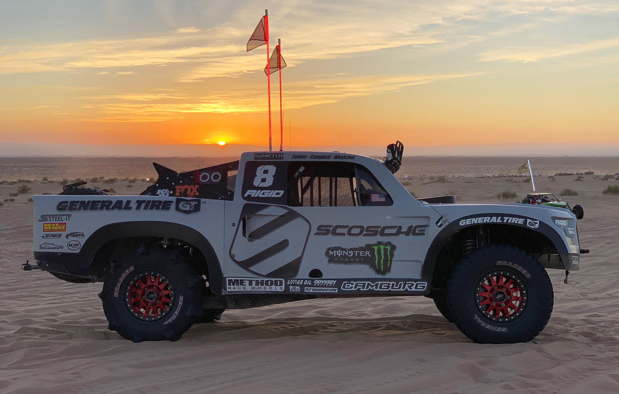 2021/10/camburg-trophy-truck-glamis-2
