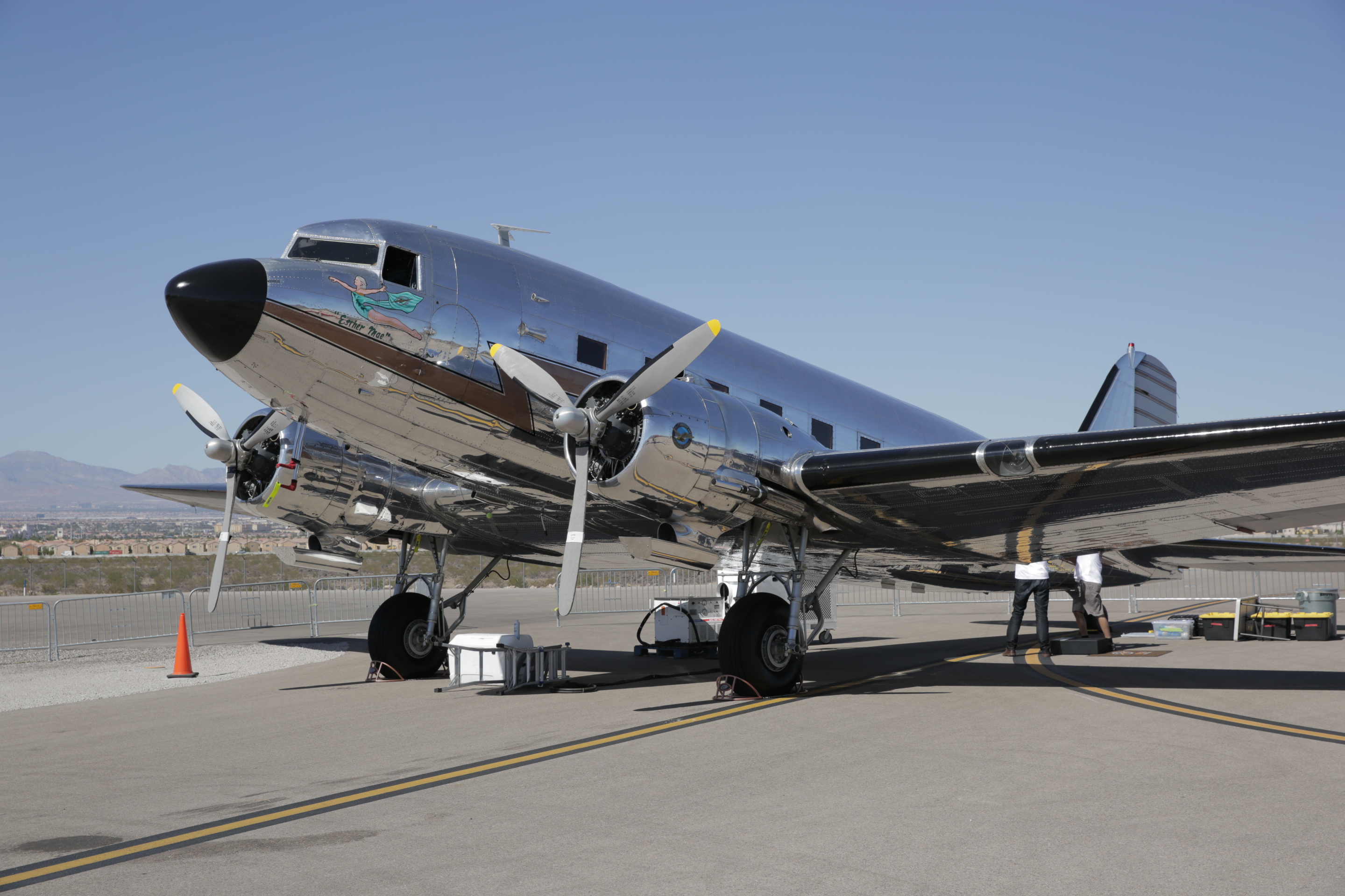 2022/01/aerometal-international-inc-douglas-dc3