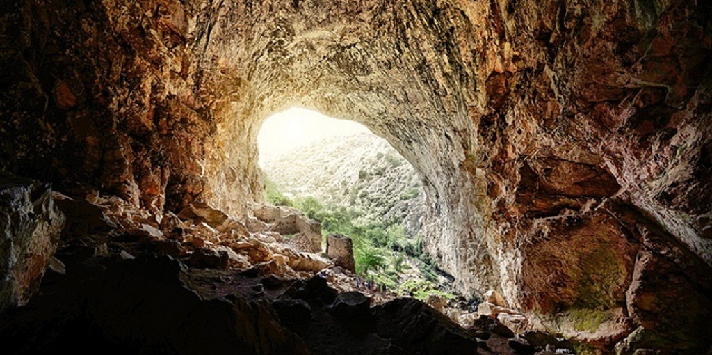 2022/01/top-20image-20cave-20peshna-1