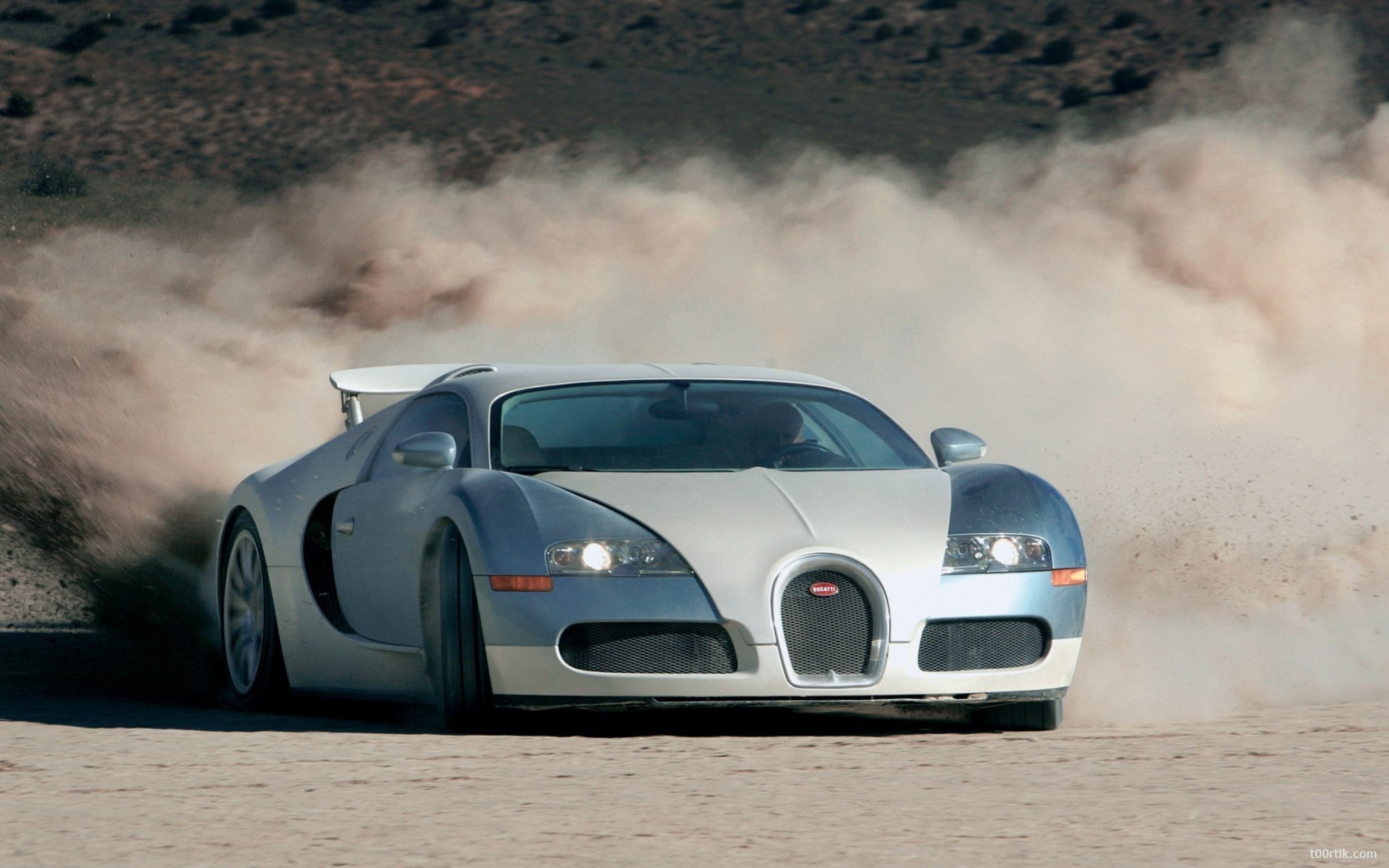 2022/03/bugatti-veyron-2006