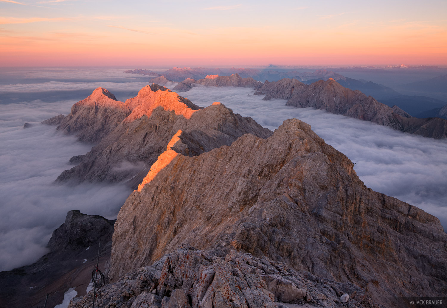 2022/09/20130821-zugspitze-summit-sunset