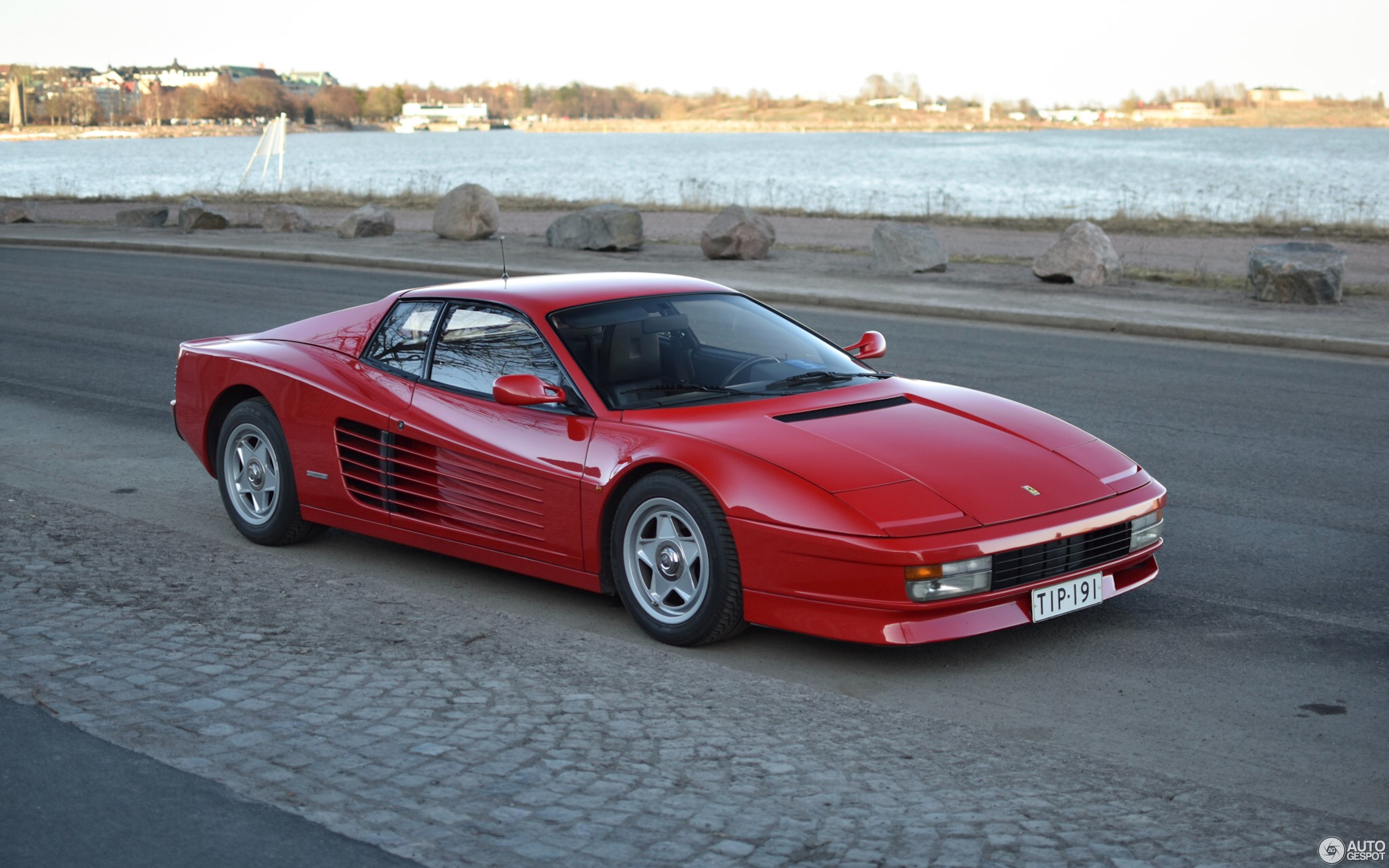 2022/09/2880-1800-crop-ferrari-testarossa-c308415042018120054-1