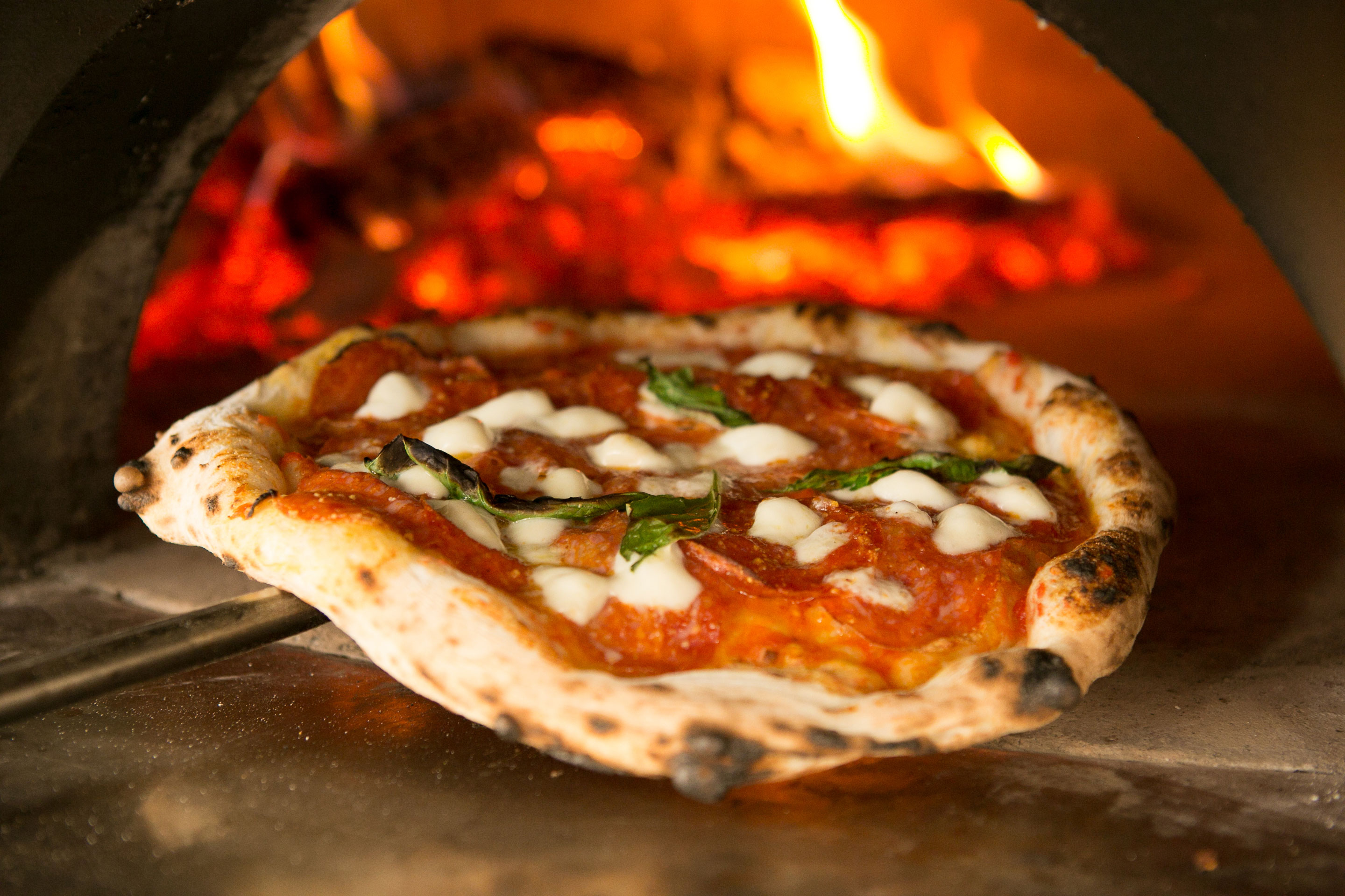 2023/04/italian-pizza-g5dogn