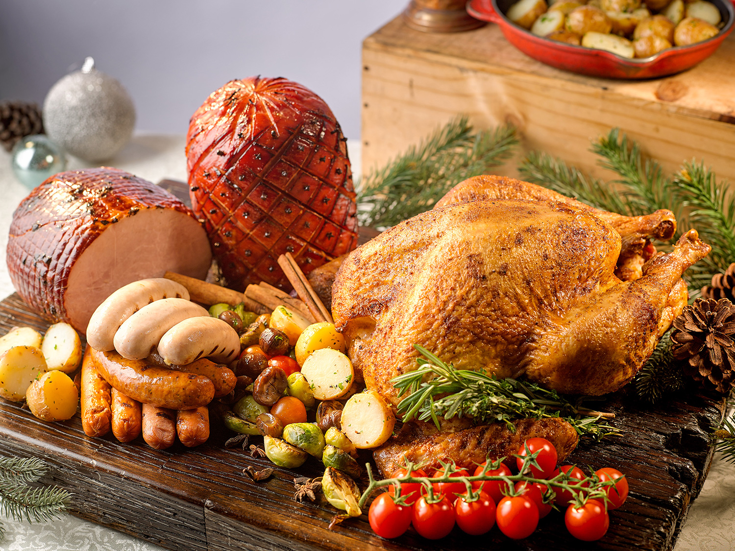 2023/12/festive-goodies-turkey-and-ham
