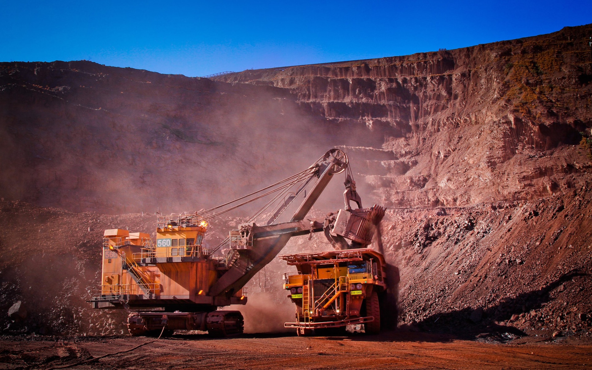 2024/03/anglo-truck-mine-trans-nvbqzqnjv4bqgsao8o78rhmzrdxtlqbjdgtt0gk-6efzt336f62ei5u
