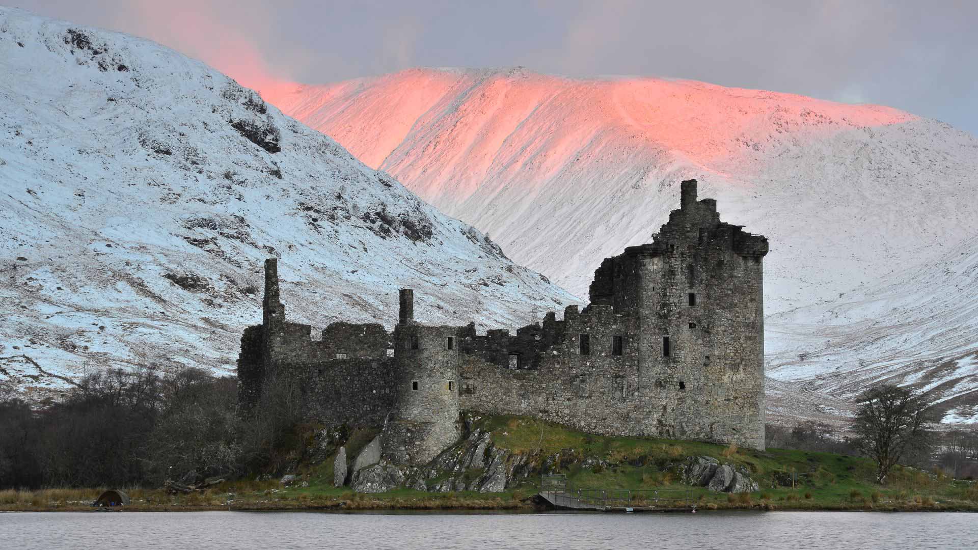 2024/03/kilchurn-castle-scotland