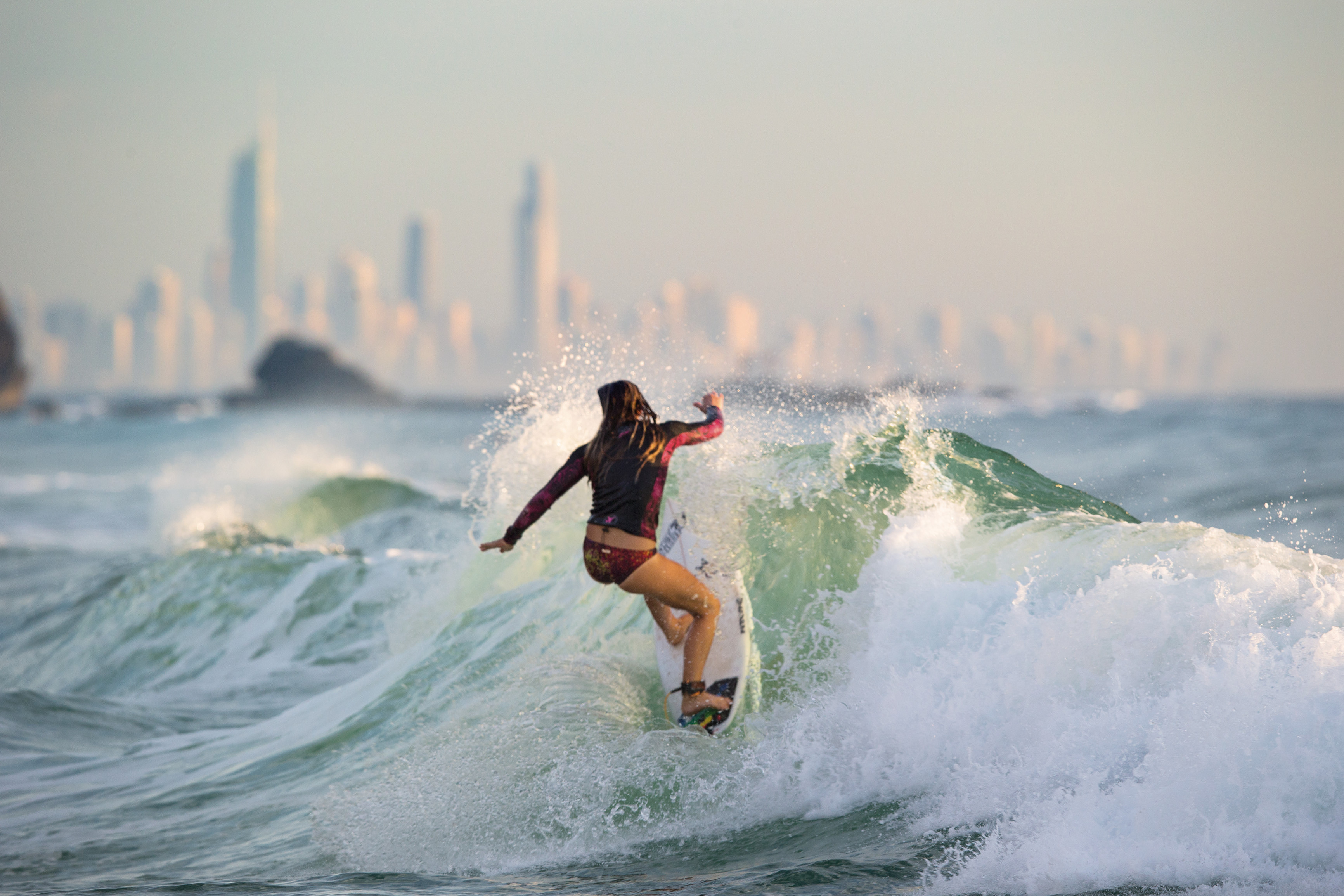 2024/04/surfer-gold-coast
