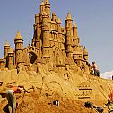 2009/08/strcdn-sandskulptur2-fitin-735-490