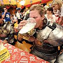 2009/09/strcdn-27-oktoberfest-maxsize-735-490
