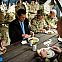 2009/11/stern-guttenberg-afghanistan-20-maxsize-735-490